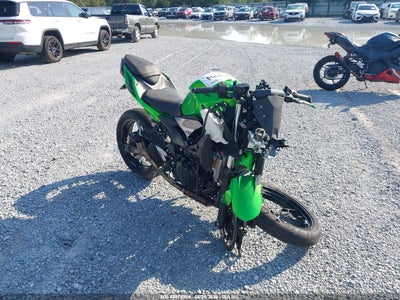 ML5ERGE14RD****** · 2024 KAWASAKI ER500