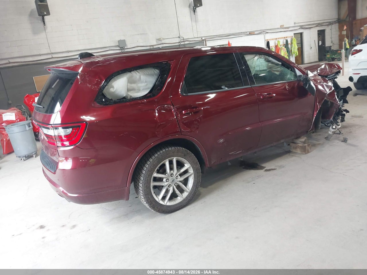 2023 DODGE DURANGO GT AWD · 4/10