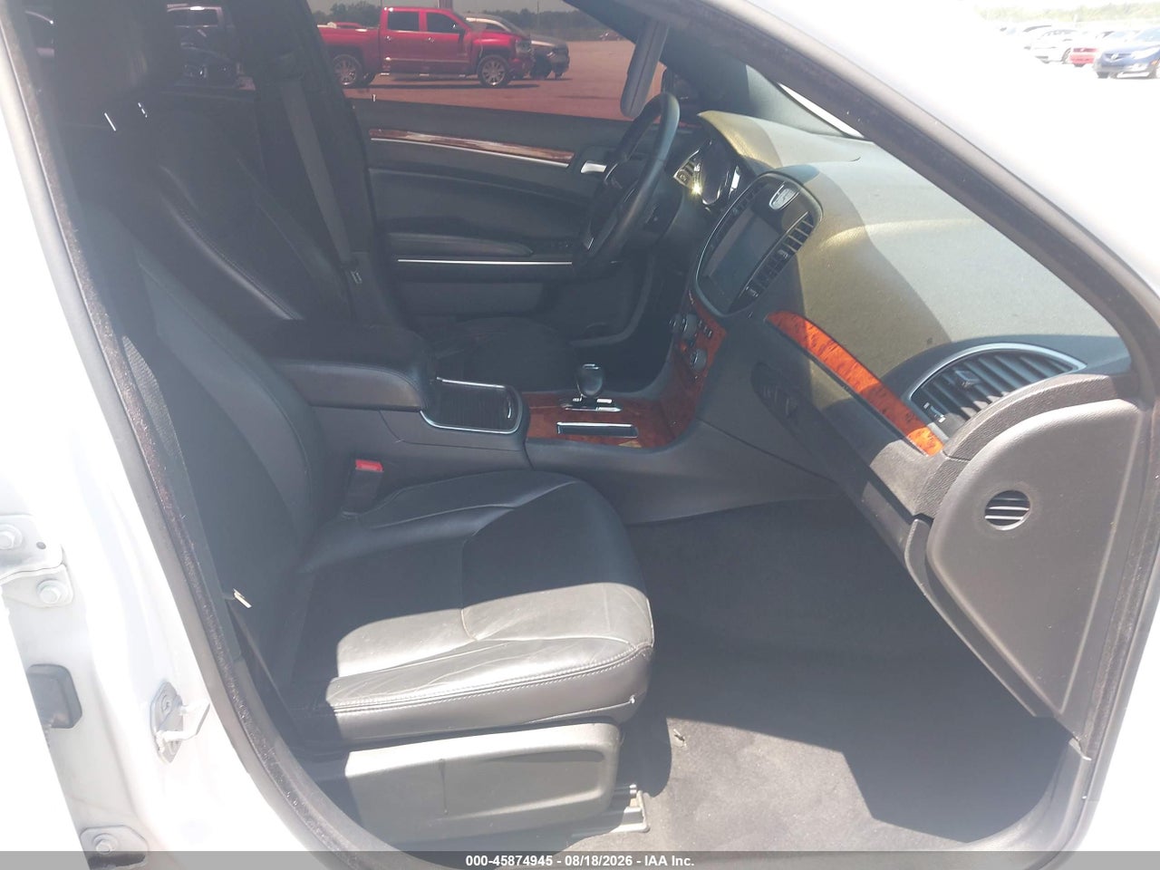 2014 CHRYSLER 300 · 5/10