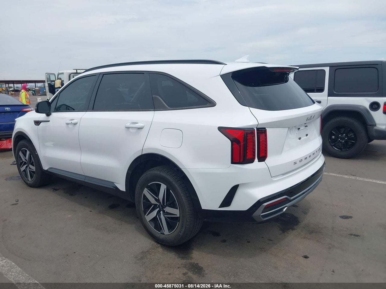 2022 KIA SORENTO EX · 3/11