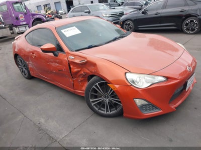 JF1ZNAA19F8****** · 2015 SCION FR-S