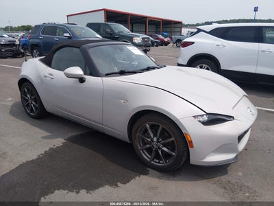 JM1NDAD78H0****** · 2017 MAZDA MX-5 MIATA GRAND TOURING