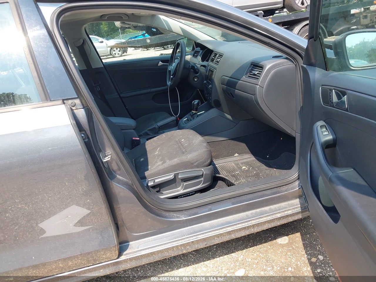 2016 VOLKSWAGEN JETTA 1.4T S · 5/11