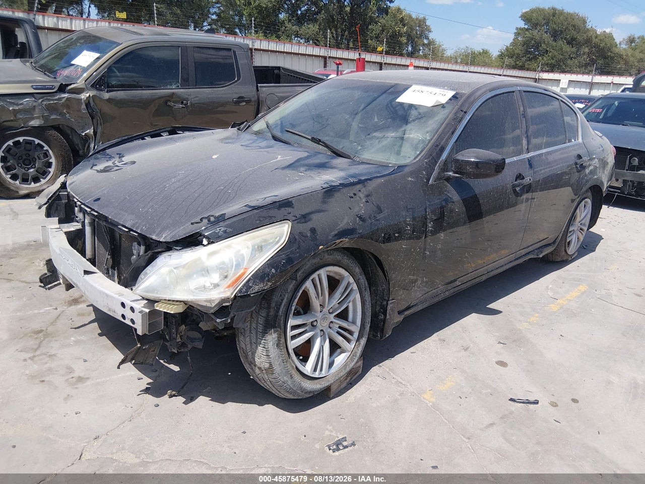2012 INFINITI G37 JOURNEY · 2/11