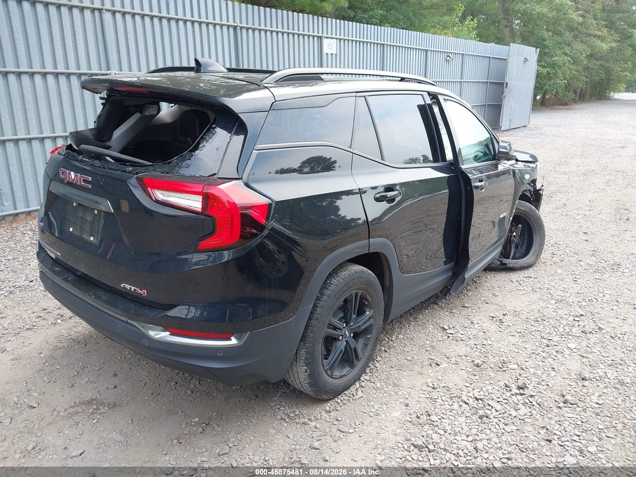 2023 GMC TERRAIN AWD AT4 · 4/11