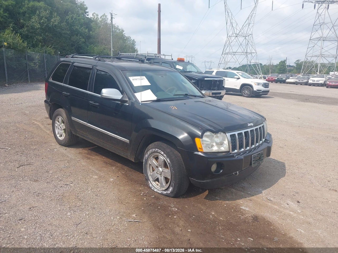 1J8HR68226C****** · 2006 JEEP GRAND CHEROKEE OVERLAND
