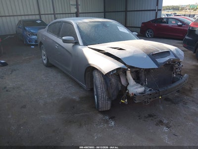 2C3CDXBG9JH****** · 2018 DODGE CHARGER SXT RWD