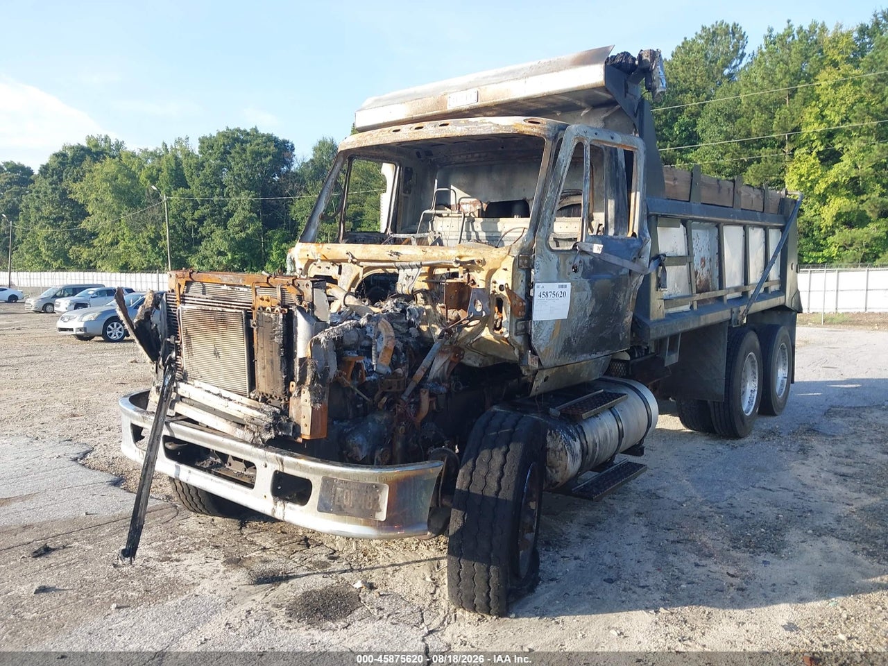 2004 INTERNATIONAL 7000 7600 · 2/10