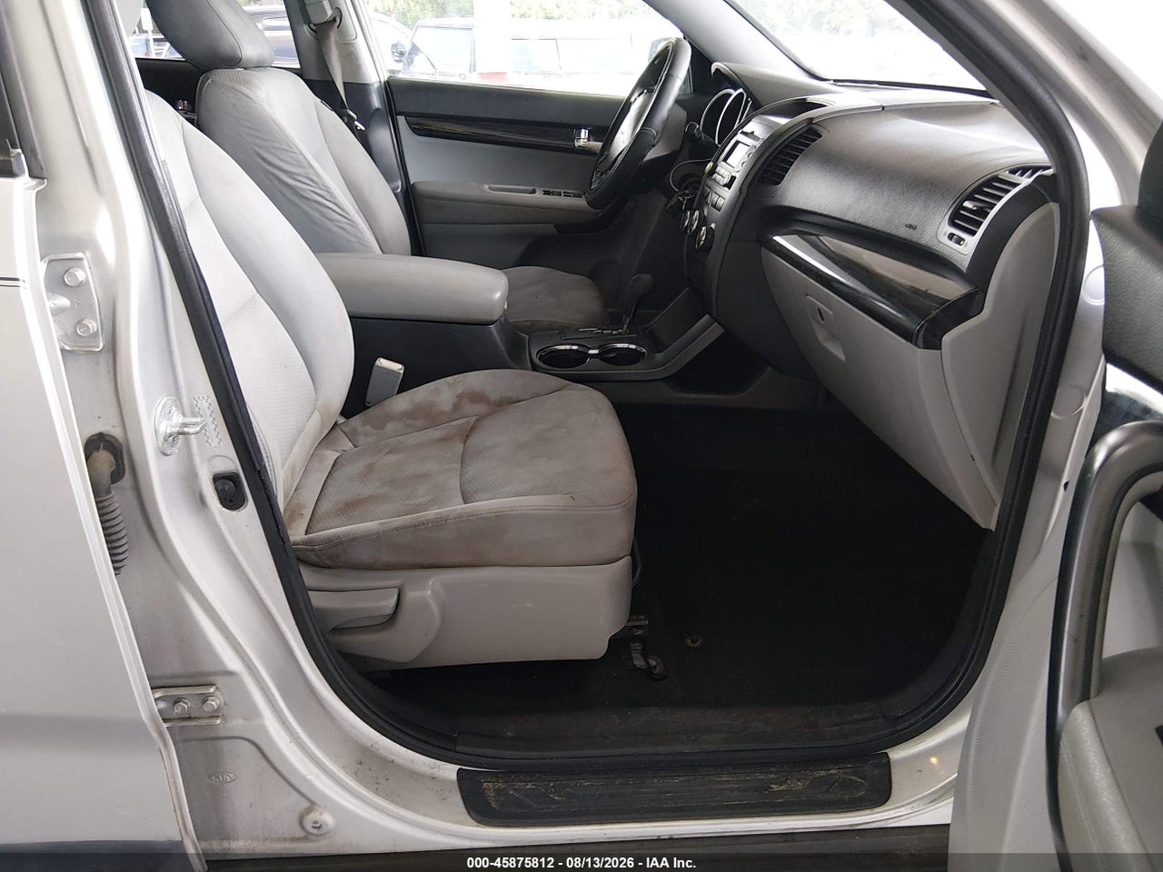 2011 KIA SORENTO LX · 5/11