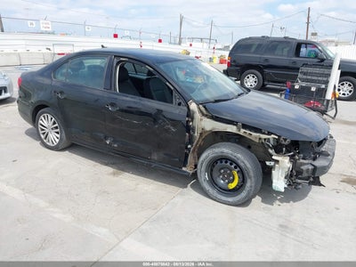 3VWLZ7AJ7BM****** · 2011 VOLKSWAGEN JETTA 2.5L SEL