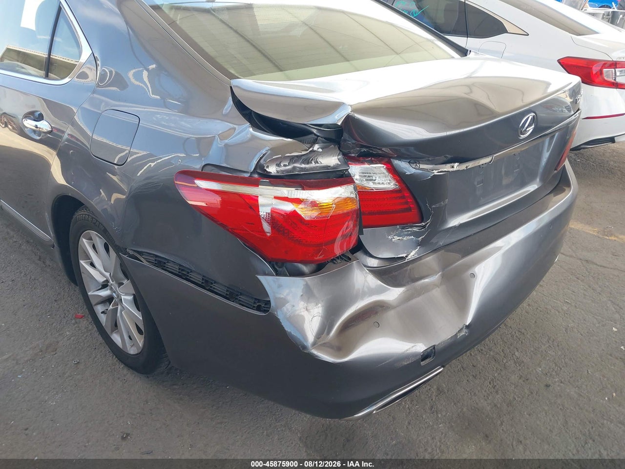 2012 LEXUS LS 460 · 6/11