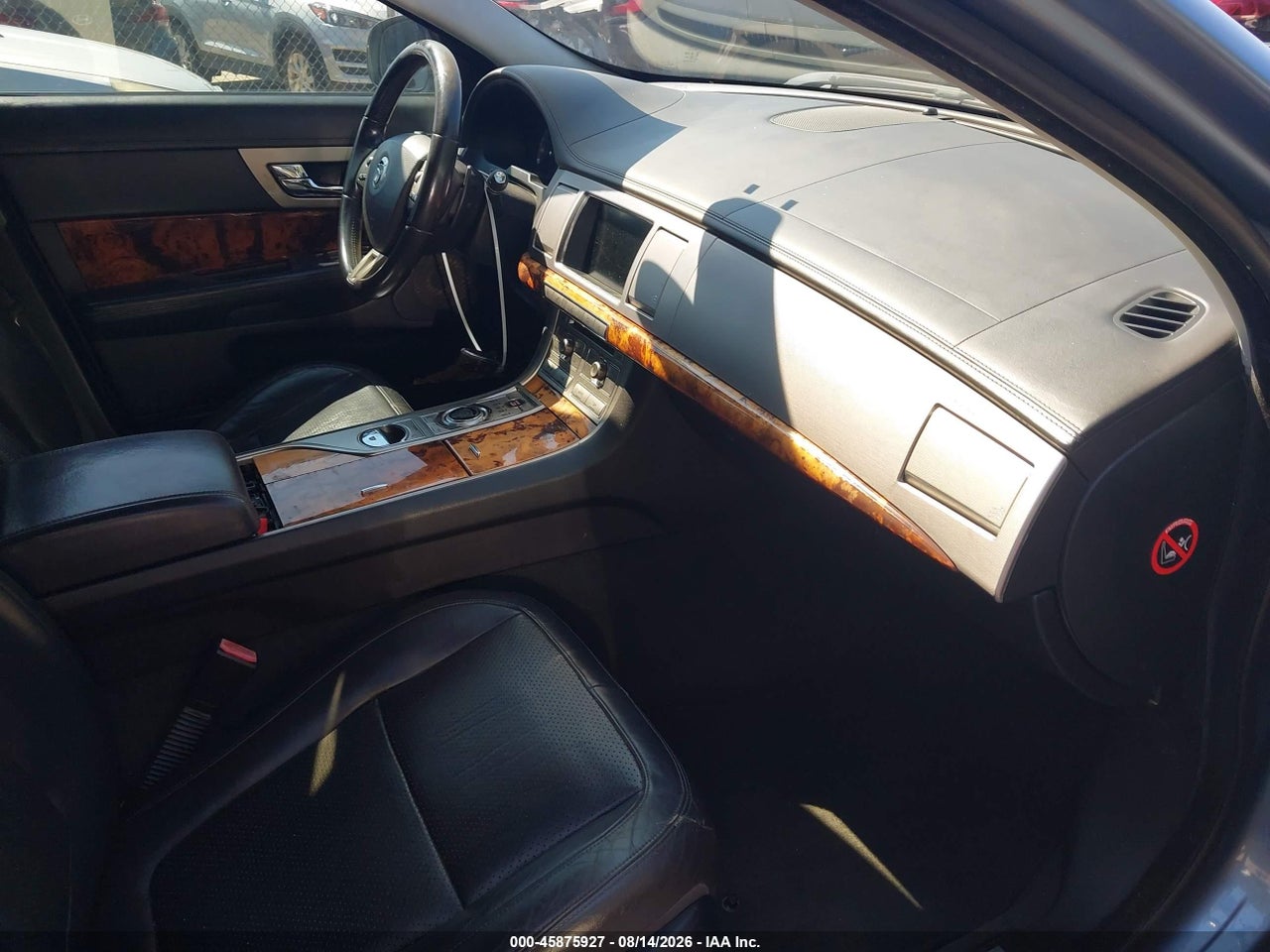2009 JAGUAR XF PREMIUM LUXURY · 5/11