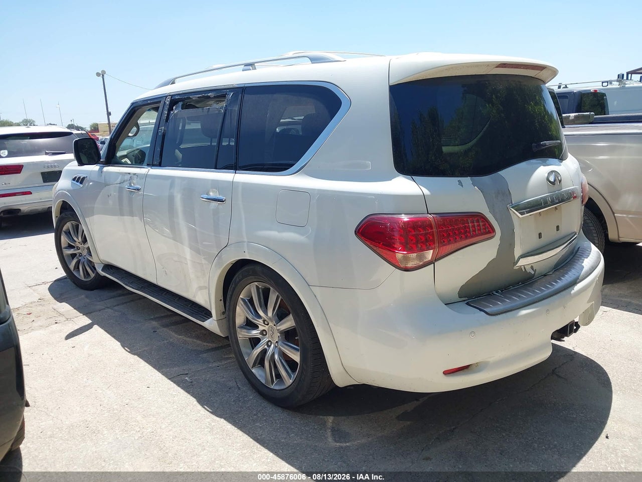2011 INFINITI QX56 · 3/11