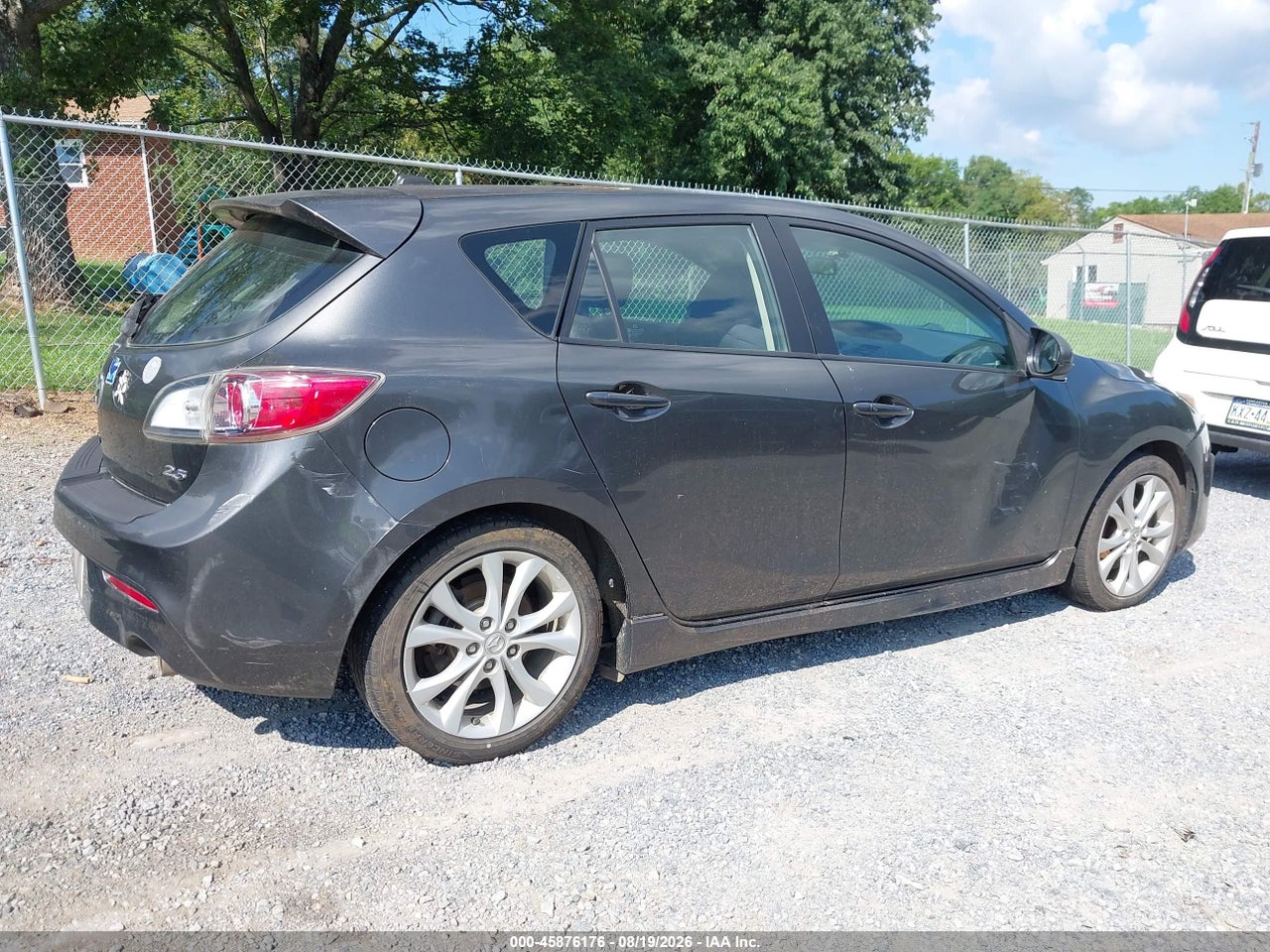 JM1BL1H62A1****** · 2010 MAZDA MAZDA3 S SPORT · 6/11
