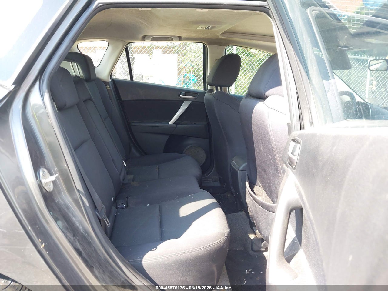 JM1BL1H62A1****** · 2010 MAZDA MAZDA3 S SPORT · 8/11