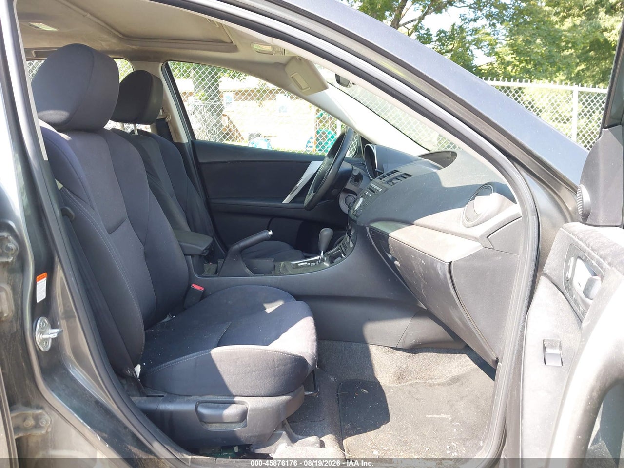 JM1BL1H62A1****** · 2010 MAZDA MAZDA3 S SPORT · 5/11