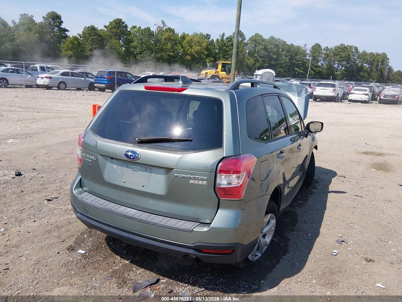 2016 SUBARU FORESTER 2.5I PREMIUM · 4/10