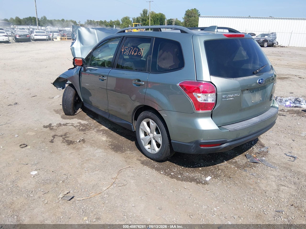 2016 SUBARU FORESTER 2.5I PREMIUM · 3/10