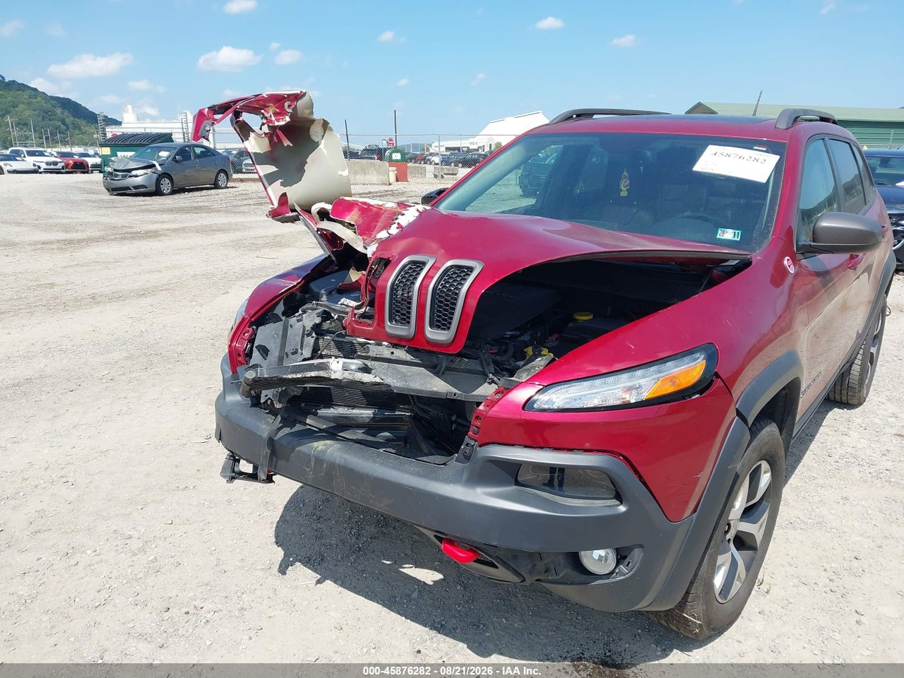 2015 JEEP CHEROKEE TRAILHAWK · 6/10