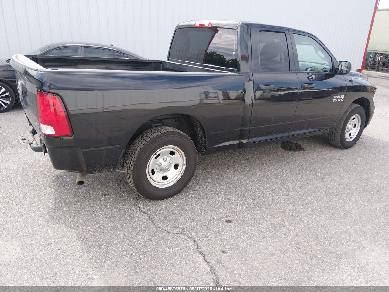2016 RAM 1500   · 4/11