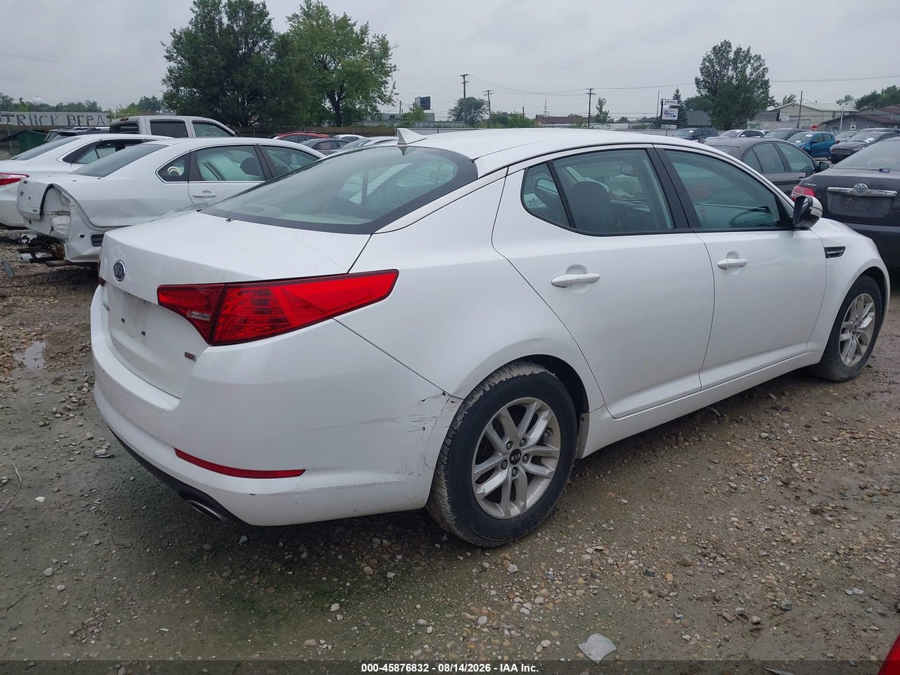 2011 KIA OPTIMA LX · 4/11