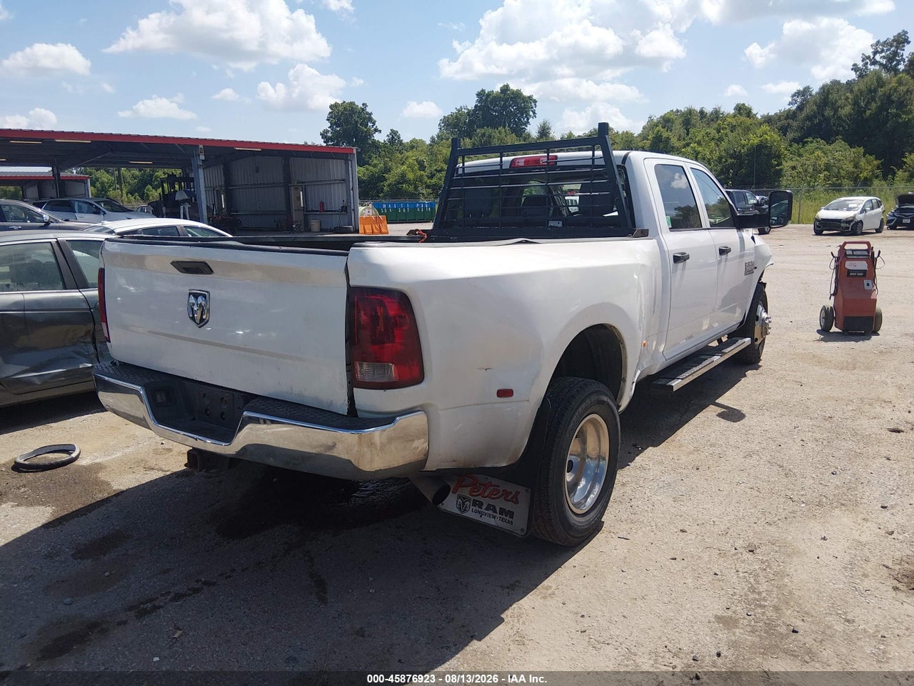 2017 RAM 3500 TRADESMAN  4X2 8' BOX · 4/11