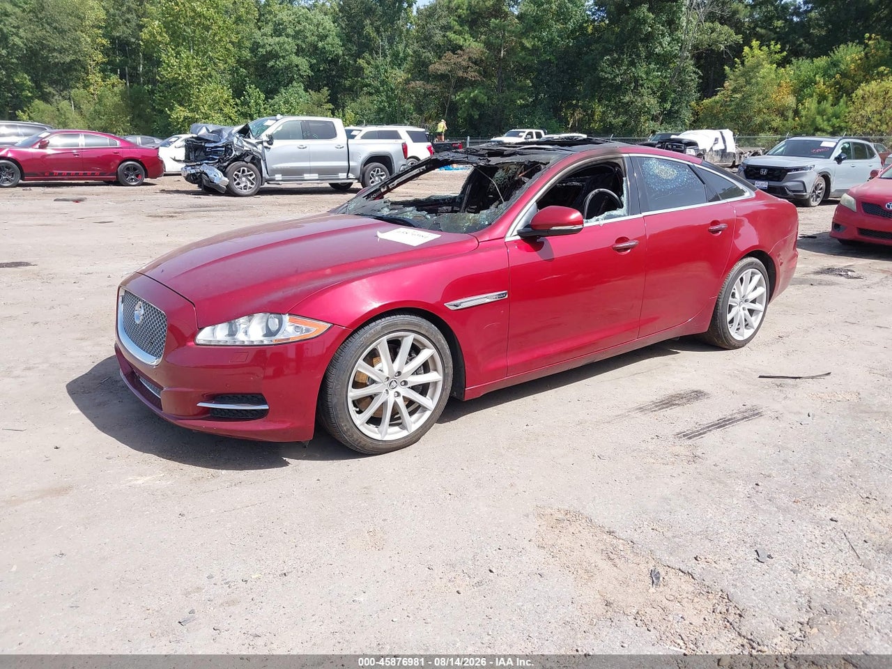 2012 JAGUAR XJ · 2/10