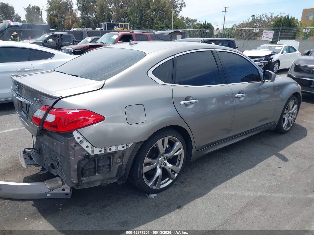 2013 INFINITI M37 · 4/11