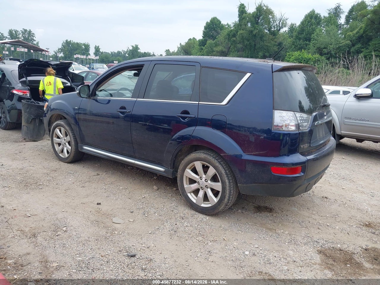 2011 MITSUBISHI OUTLANDER XLS · 3/11