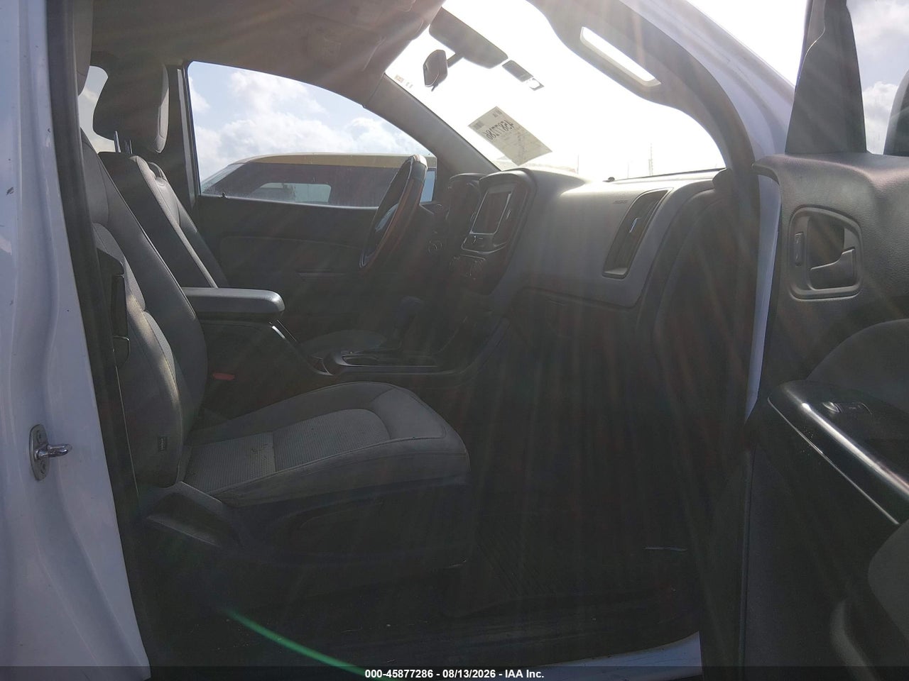 2019 CHEVROLET COLORADO WT · 5/11