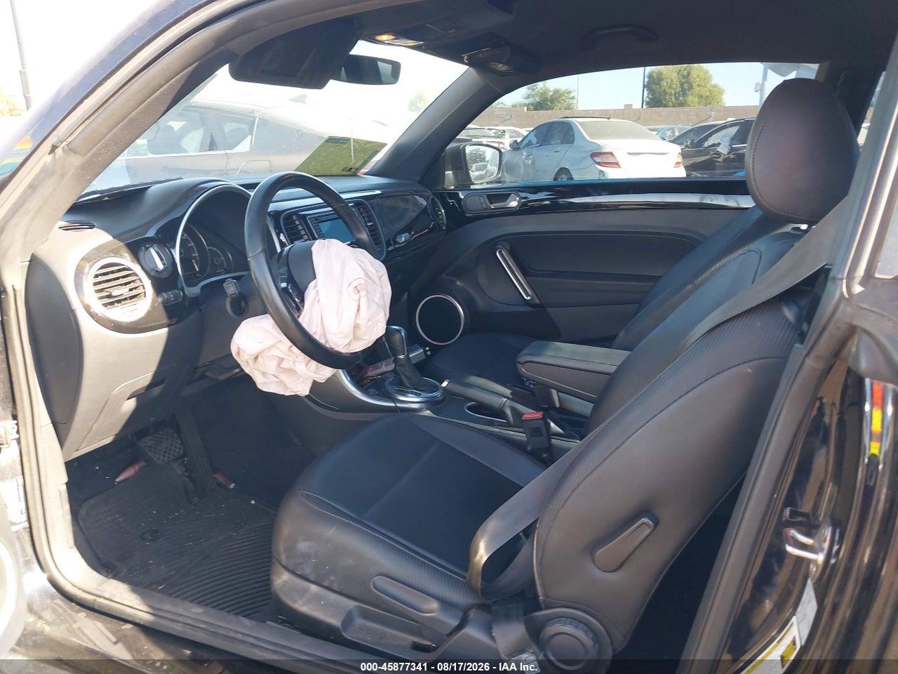 2017 VOLKSWAGEN BEETLE 1.8T SE/1.8T SEL · 5/11