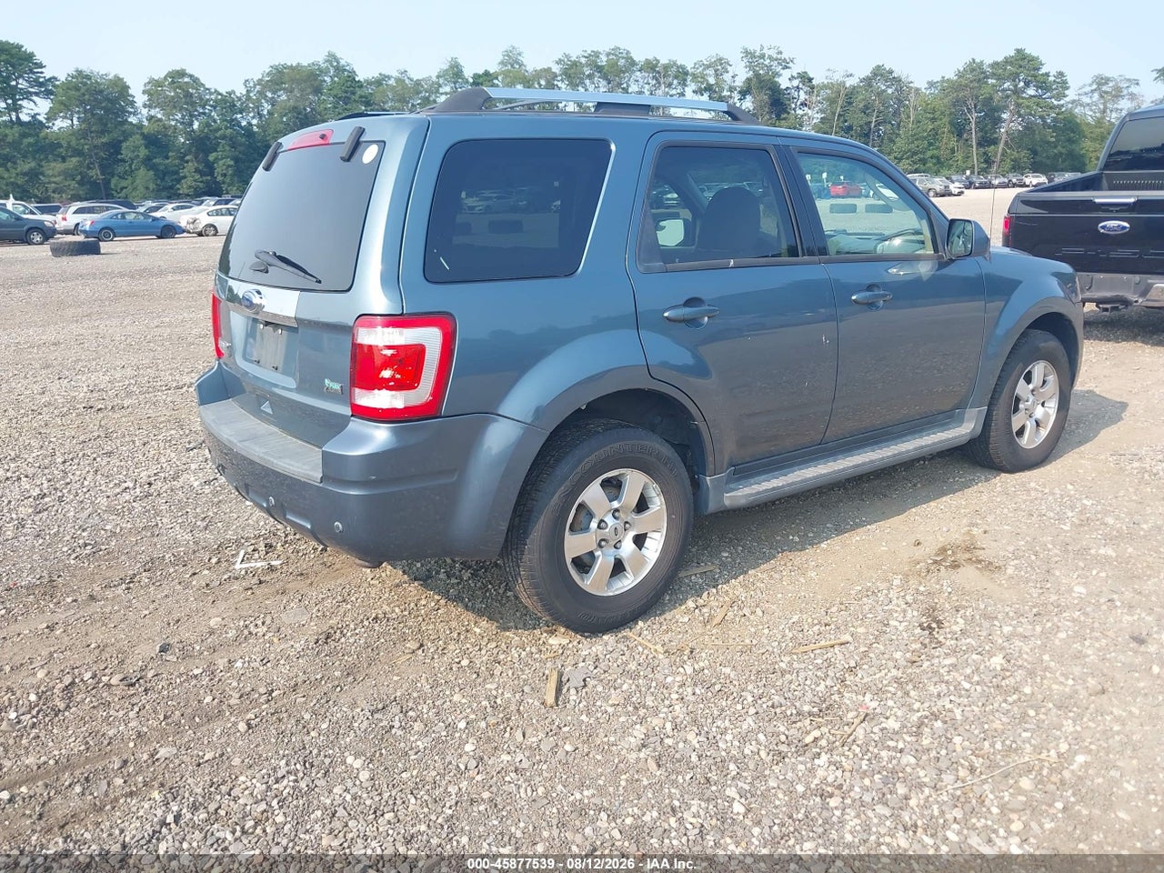 2011 FORD ESCAPE LIMITED · 4/11