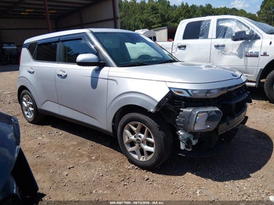 KNDJ23AU6L7****** · 2020 KIA SOUL S