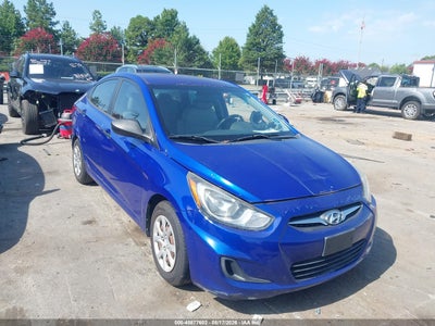 2012 HYUNDAI ACCENT GLS