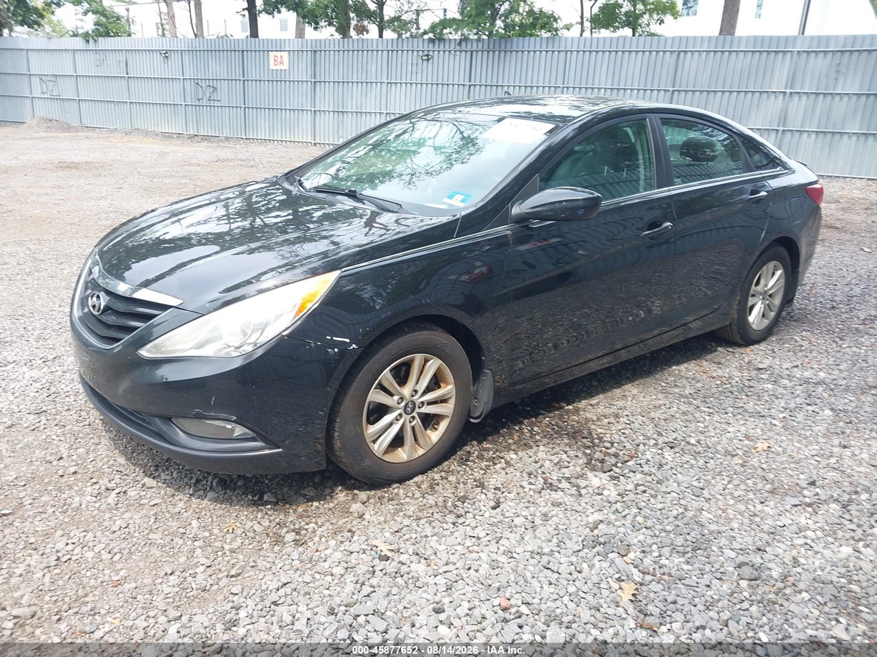 2013 HYUNDAI SONATA GLS · 2/11