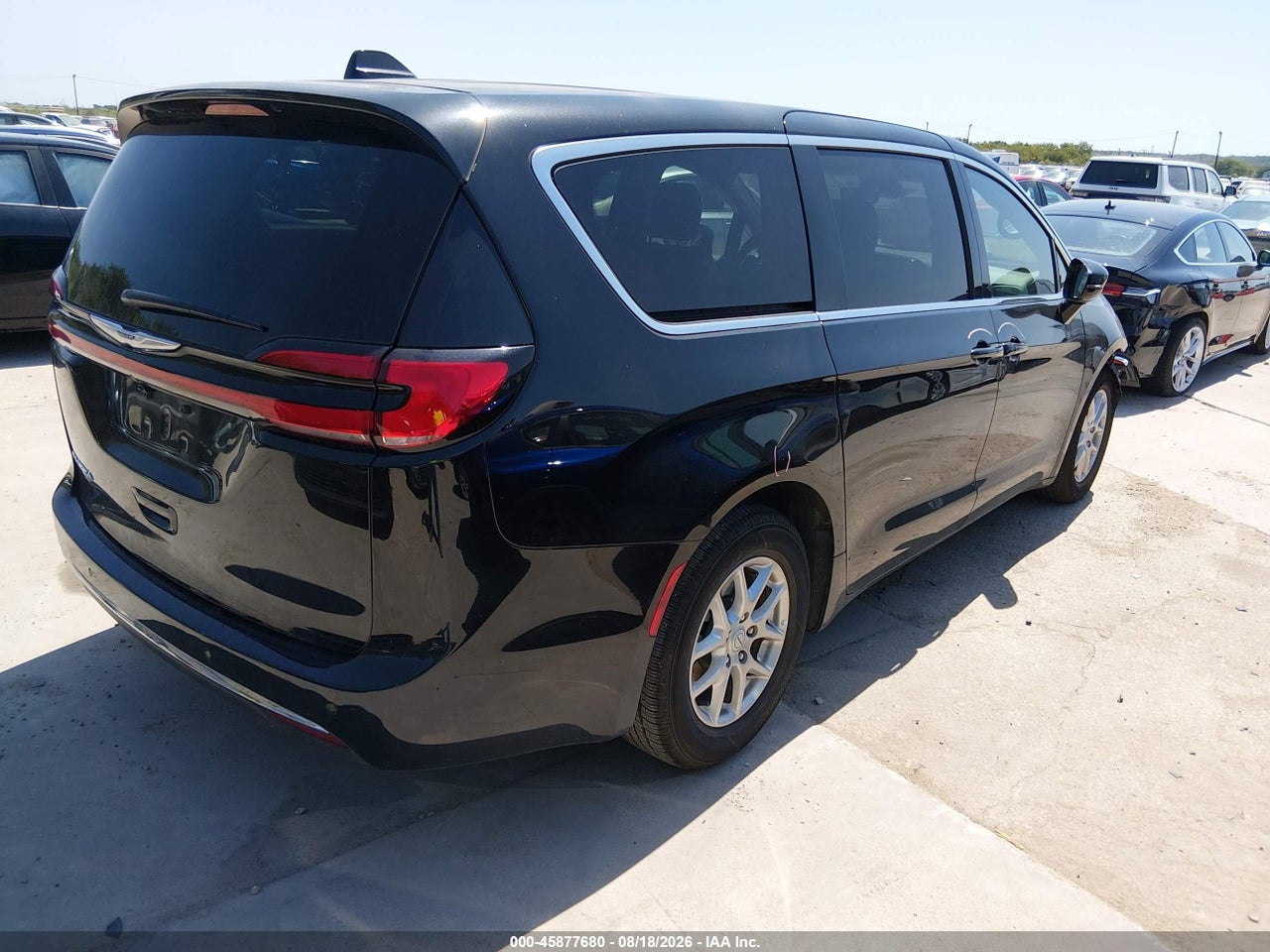 2026 CHRYSLER PACIFICA SELECT · 4/11