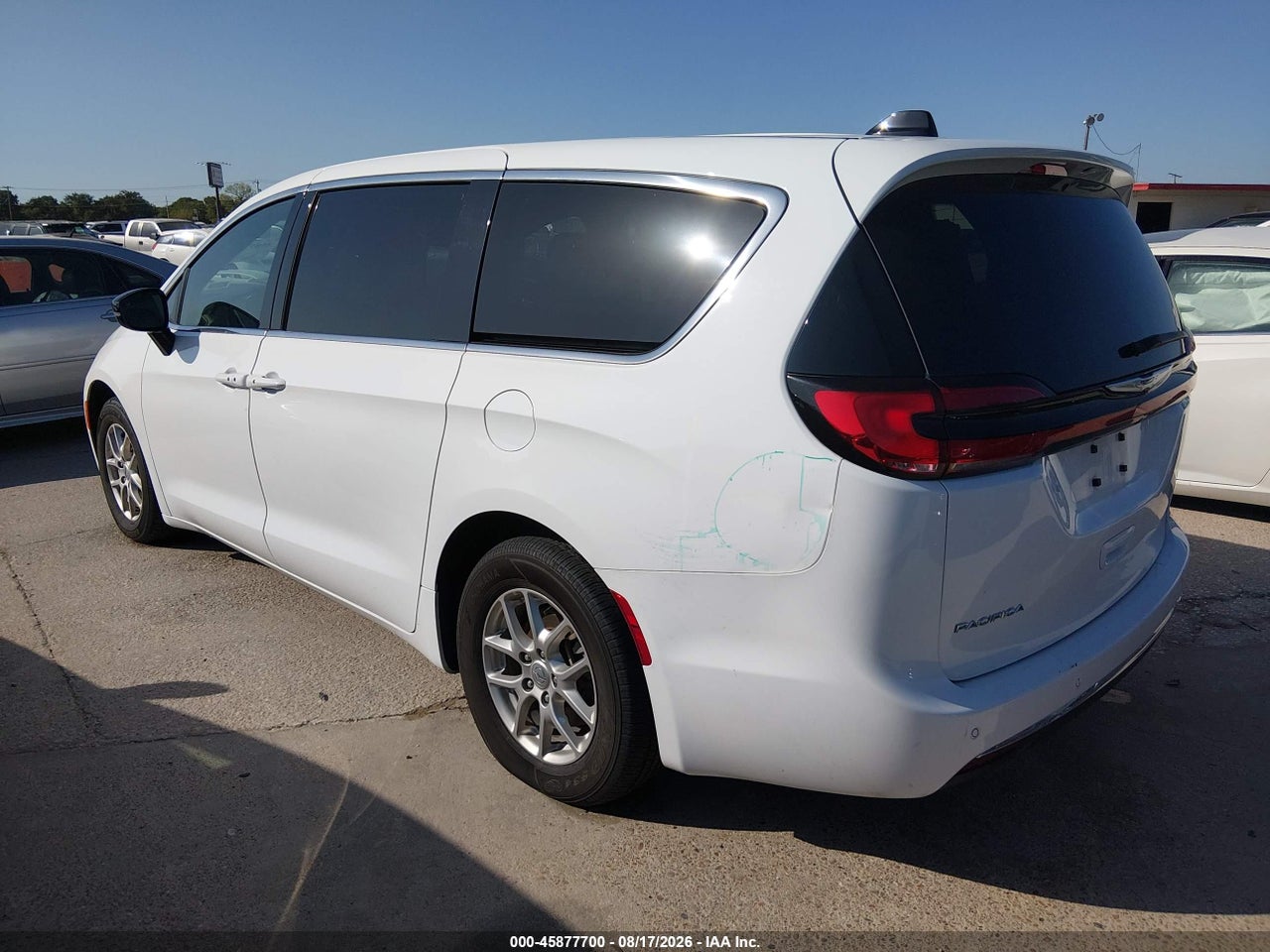 2025 CHRYSLER PACIFICA SELECT · 3/11