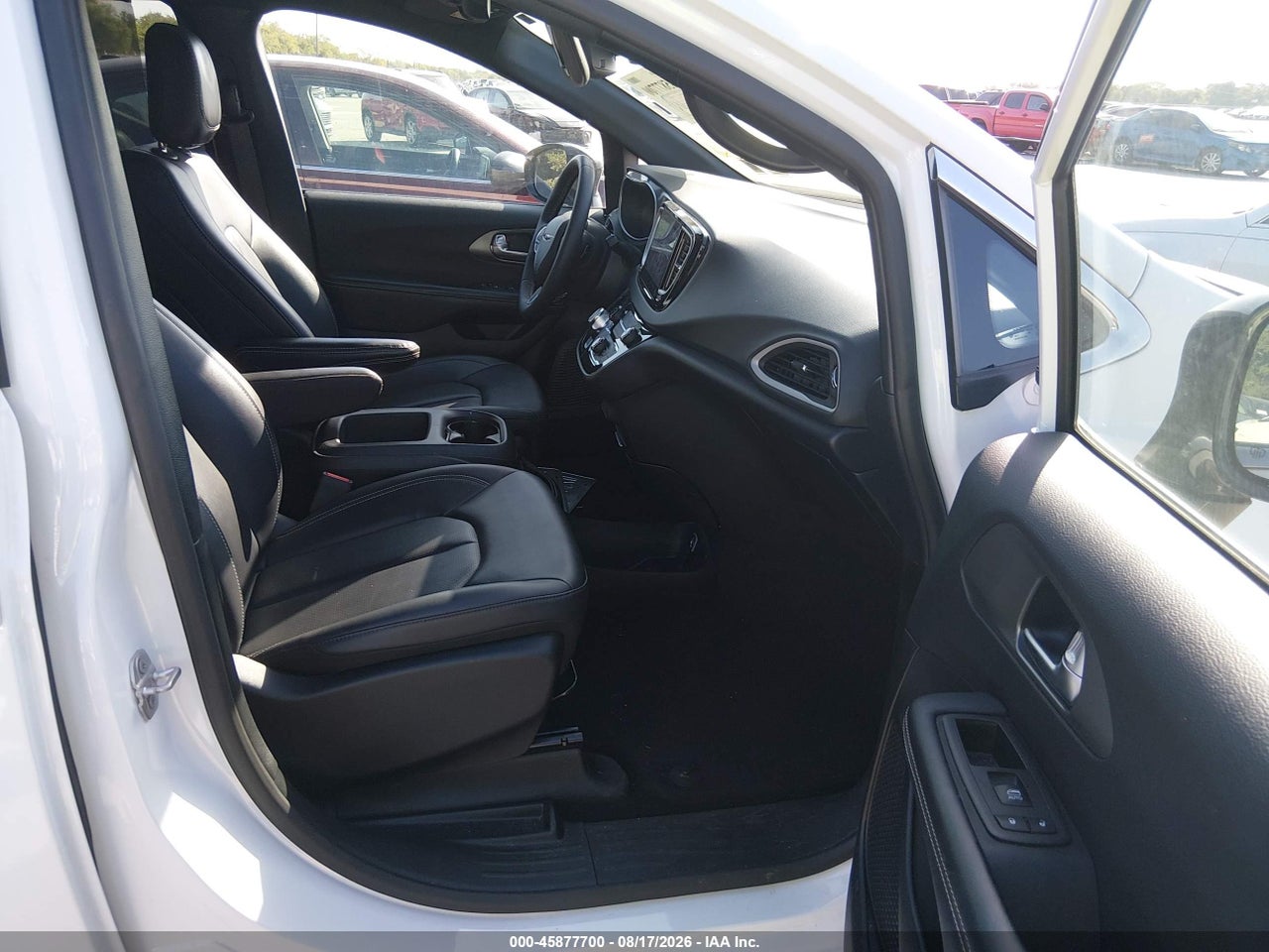 2025 CHRYSLER PACIFICA SELECT · 5/11