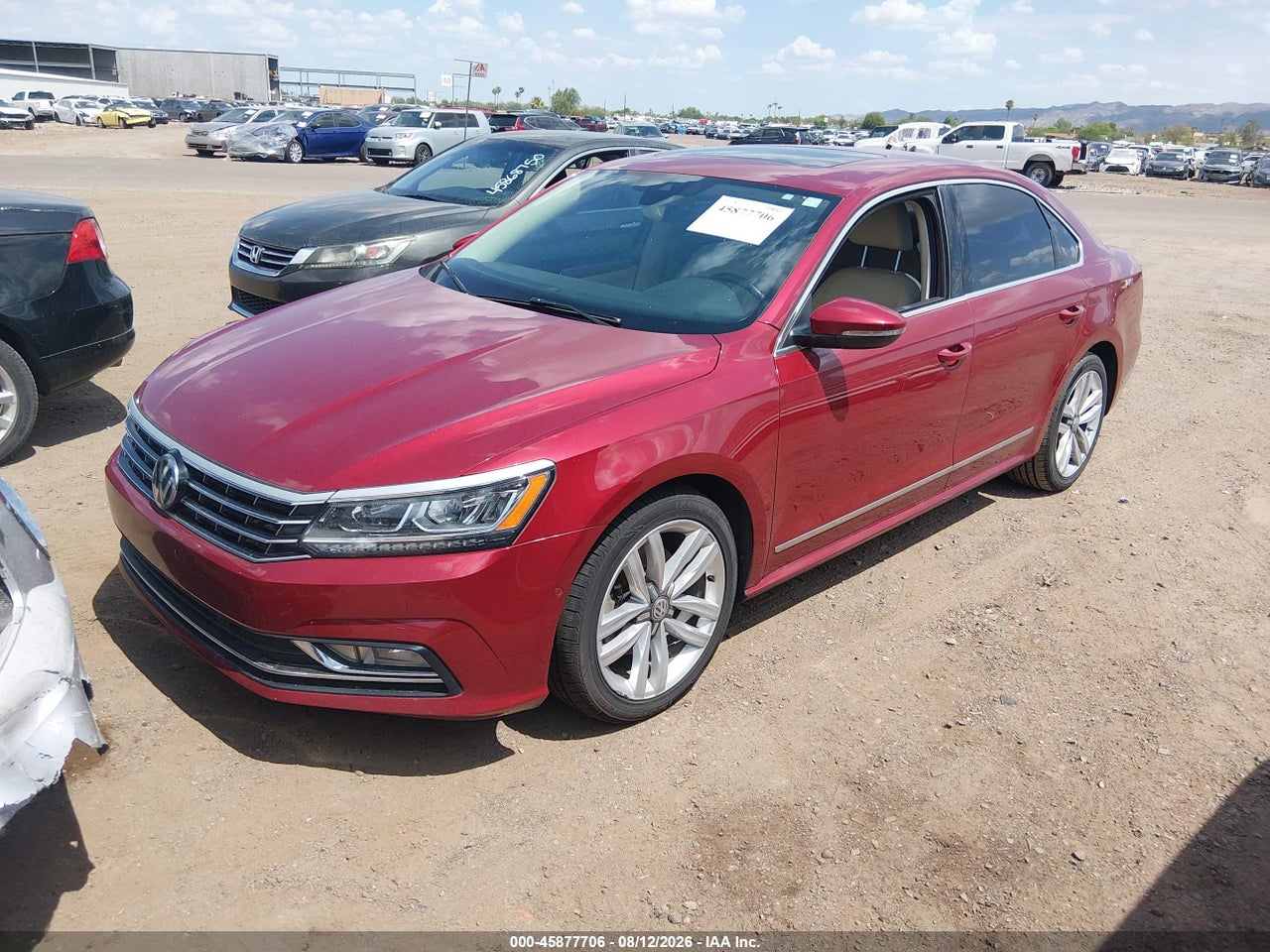 2017 VOLKSWAGEN PASSAT 1.8T SEL PREMIUM · 2/10