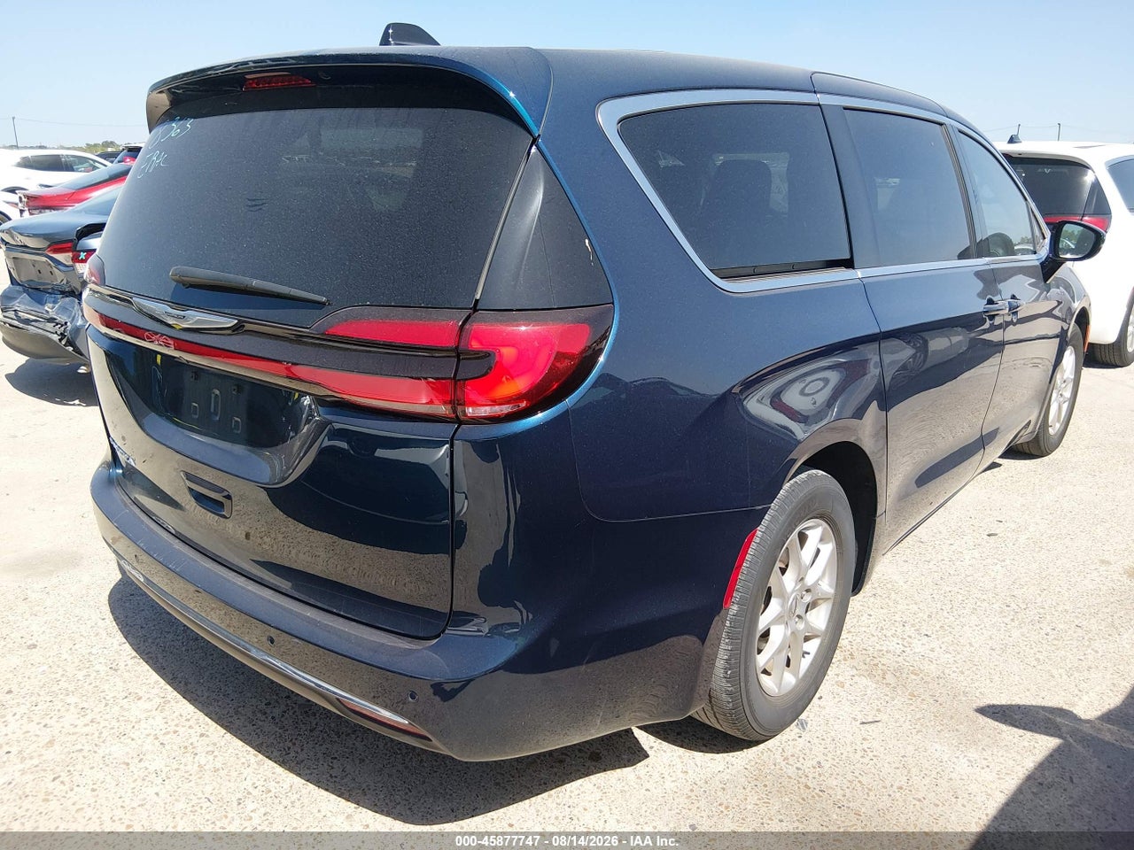 2C4RC1BG9SR****** · 2025 CHRYSLER PACIFICA SELECT · 4/11