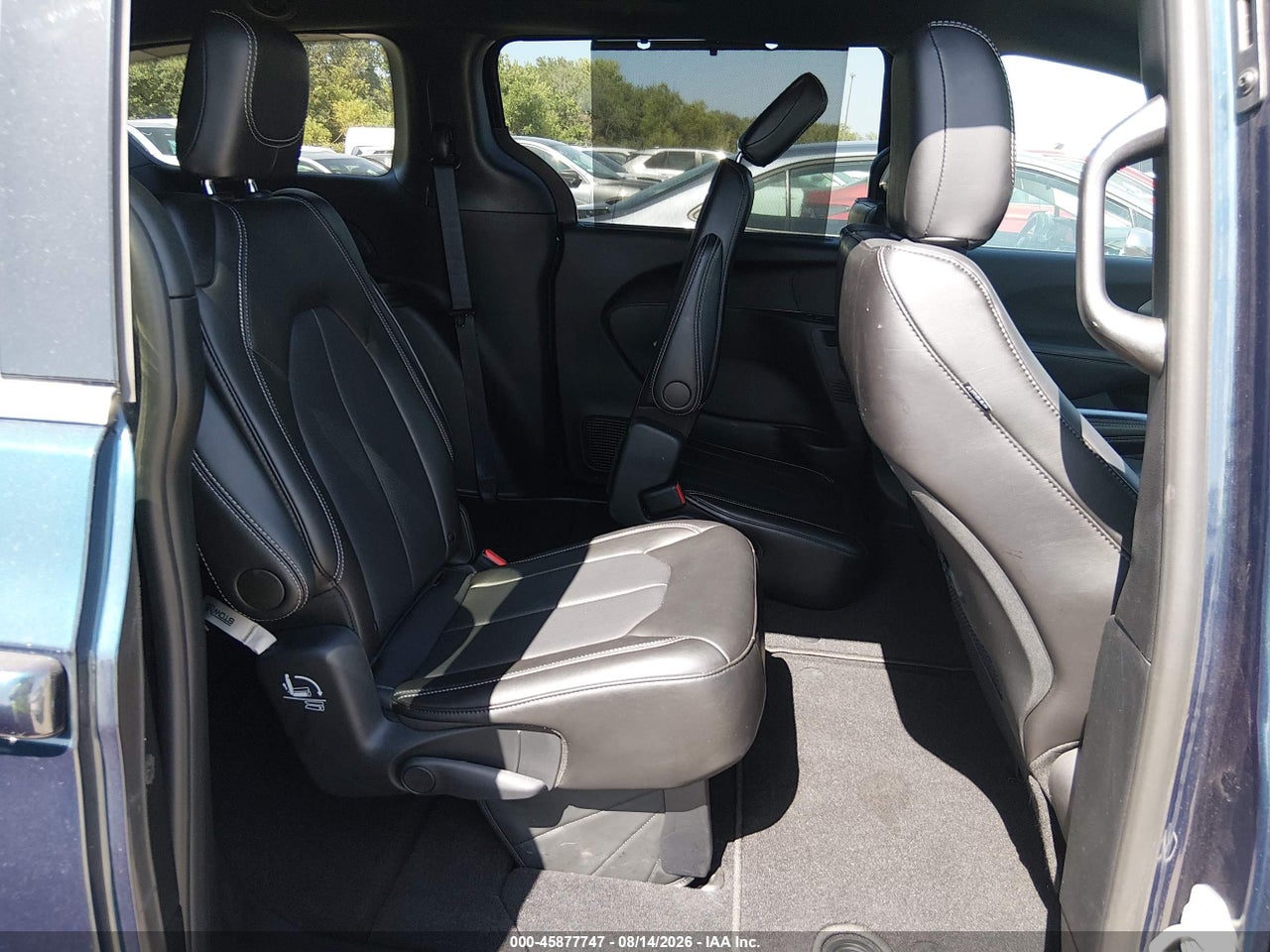 2C4RC1BG9SR****** · 2025 CHRYSLER PACIFICA SELECT · 8/11