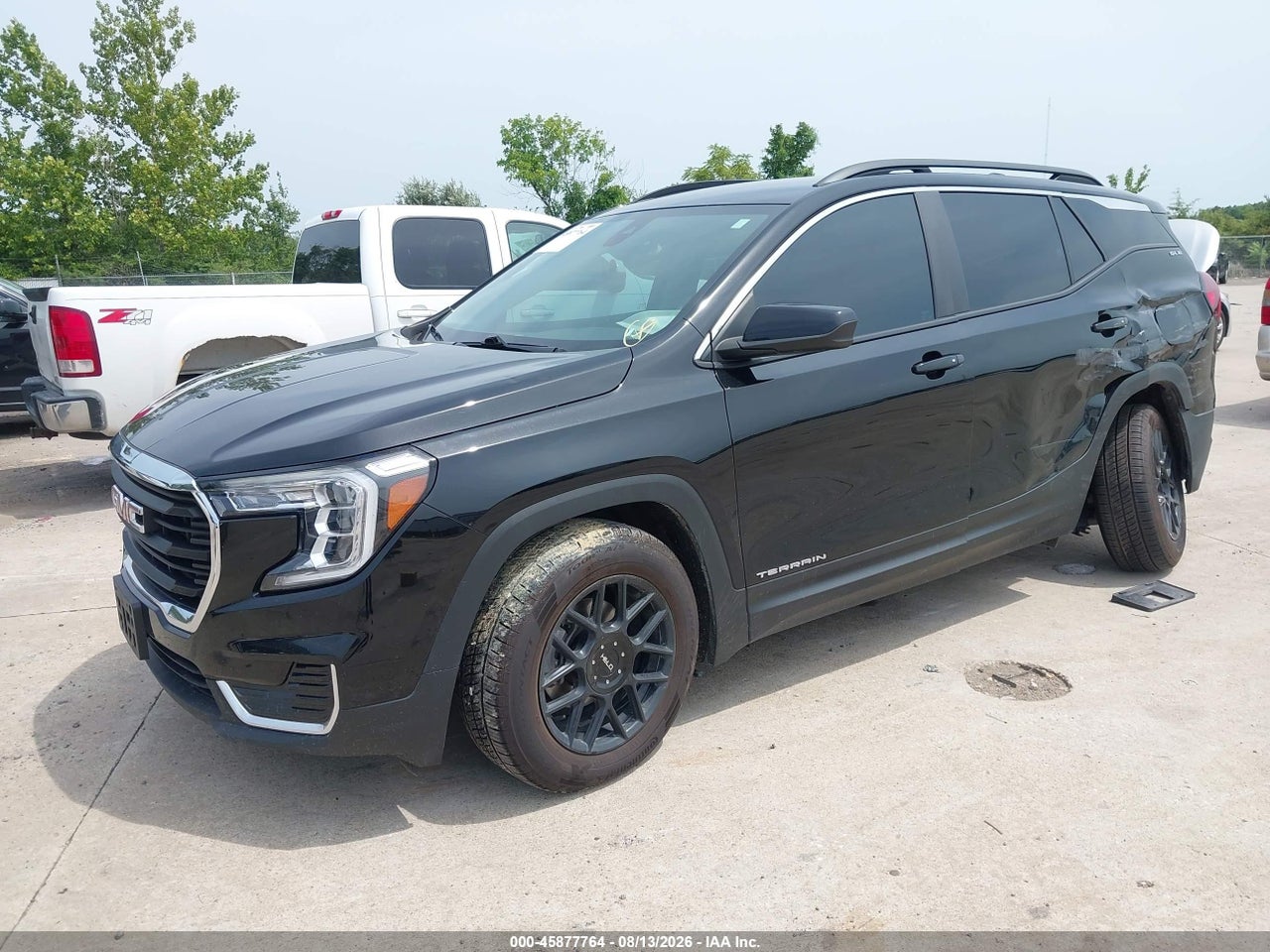 2022 GMC TERRAIN FWD SLE · 2/11