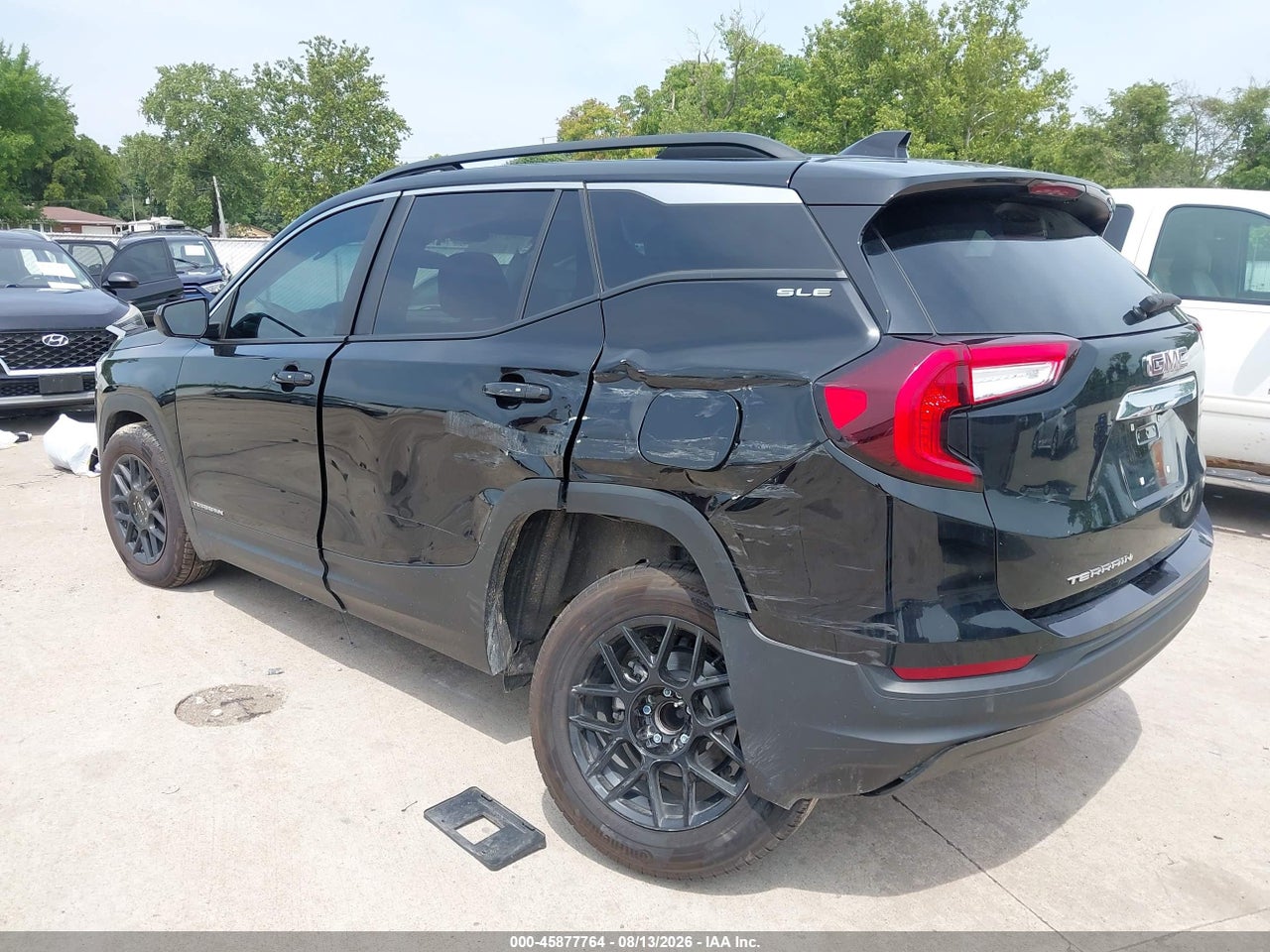 2022 GMC TERRAIN FWD SLE · 3/11