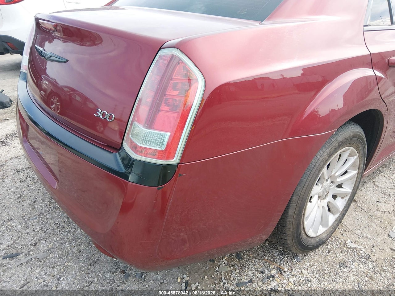 2014 CHRYSLER 300 · 6/11