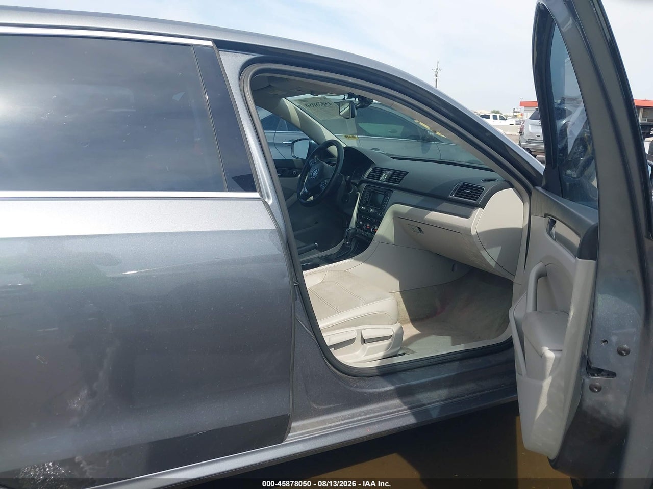 2014 VOLKSWAGEN PASSAT 1.8T SE · 5/11