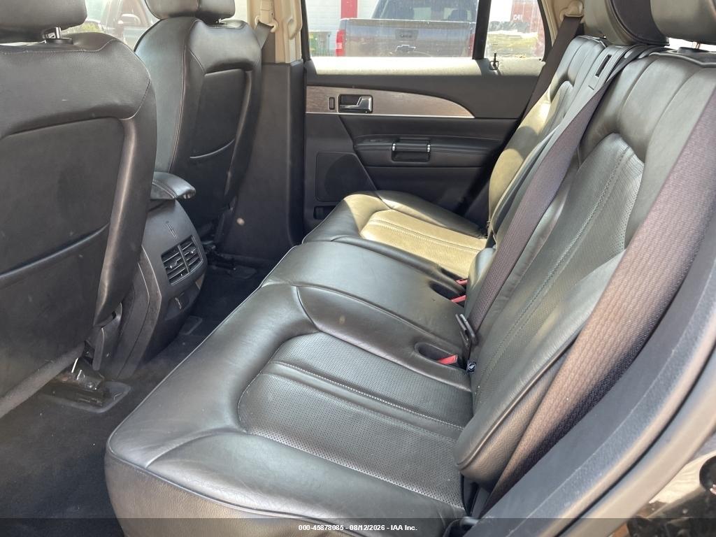 2LMDJ6JK2CB****** · 2012 LINCOLN MKX · 8/11
