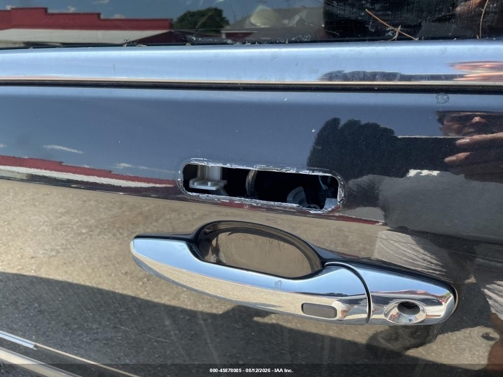 2LMDJ6JK2CB****** · 2012 LINCOLN MKX · 6/11