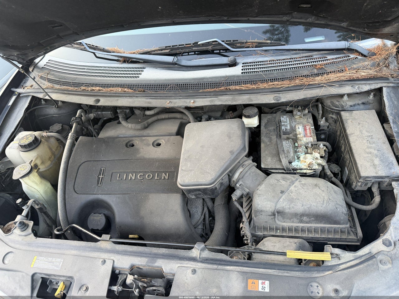 2LMDJ6JK2CB****** · 2012 LINCOLN MKX · 10/11