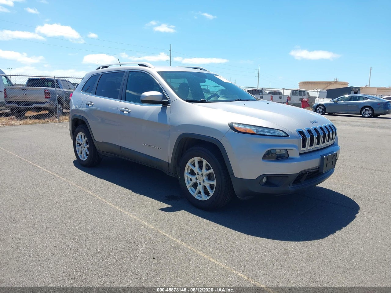 1C4PJMCB6JD****** · 2018 JEEP CHEROKEE LATITUDE 4X4