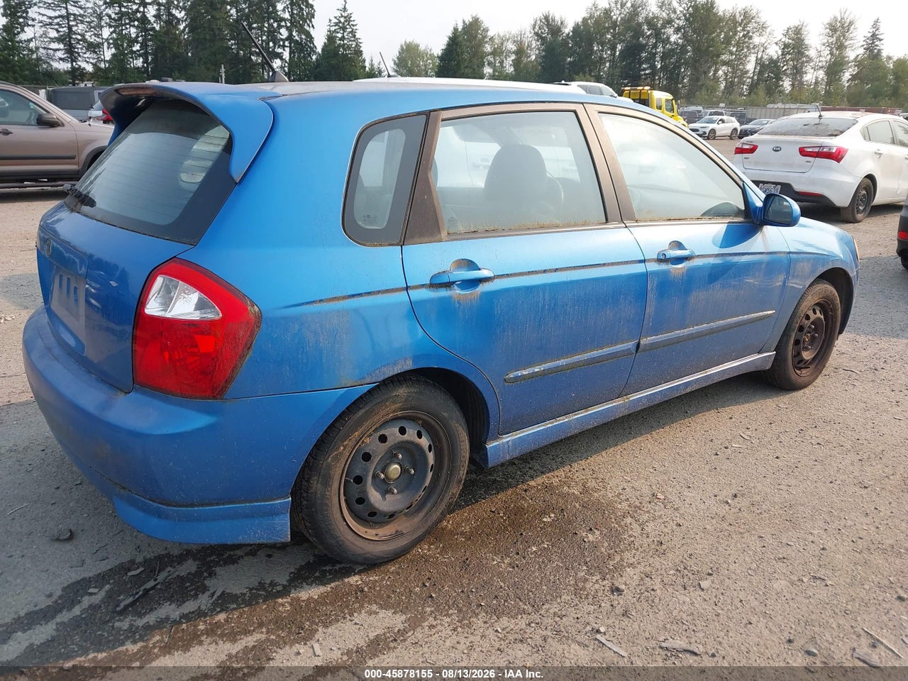 2005 KIA SPECTRA5   · 4/10